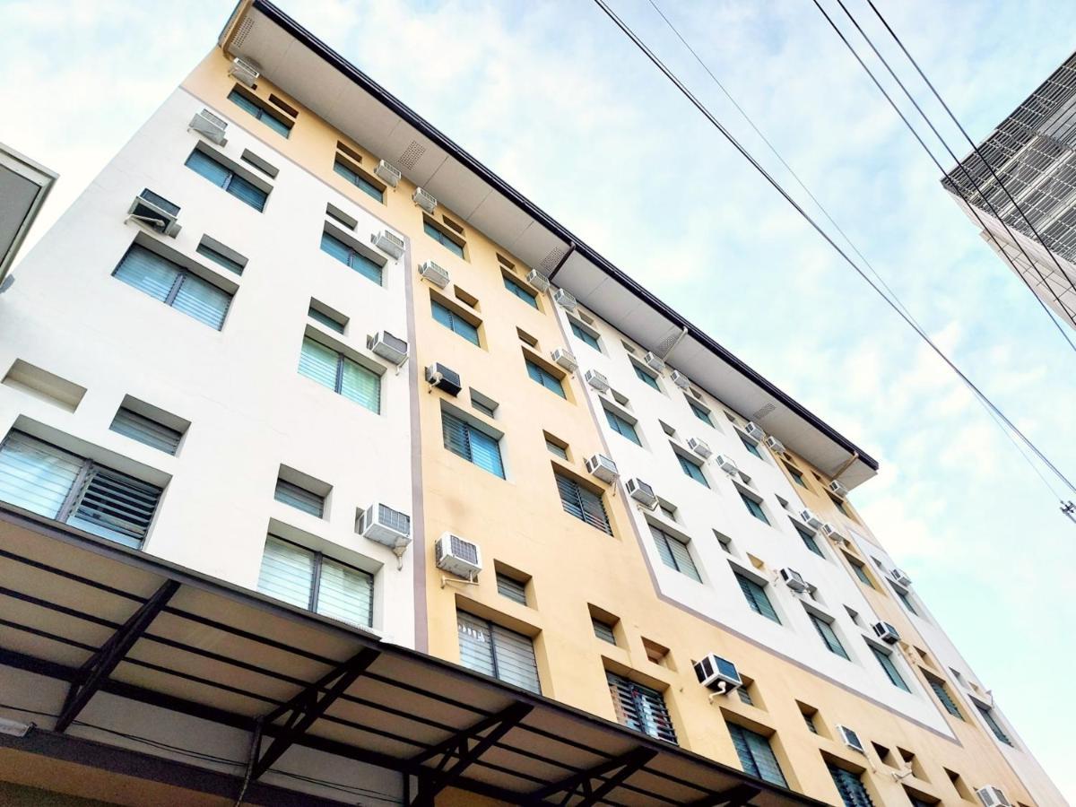 Airobedz Manila - Near Taft Avenue Hotel Exterior photo